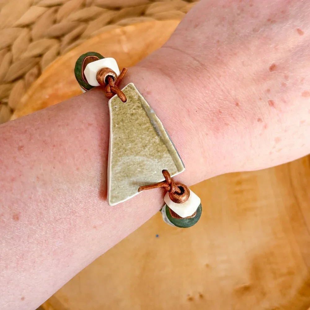Handmade repurposed boho chunky bracelet - Picture 7 of 9
